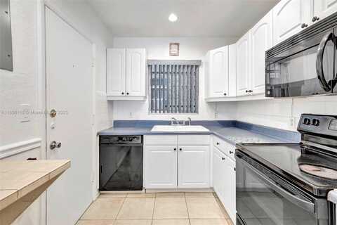 1939 Jefferson St, Hollywood, FL 33020