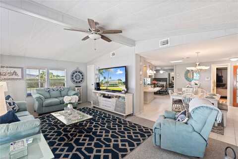 202 NW 52nd St, Deerfield Beach, FL 33064