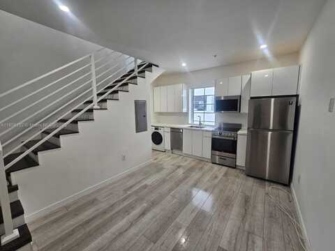 undefined, Miami Beach, FL 33139