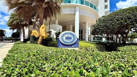 1800 N Bayshore Dr, Miami, FL 33132