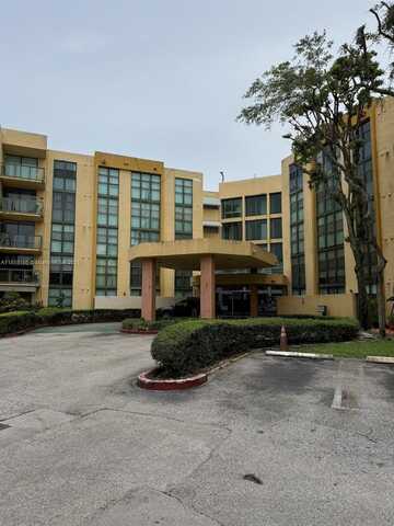 11780 SW 18th St, Miami, FL 33175