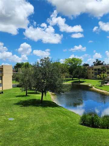 6020 NW 64th Ave, Tamarac, FL 33319