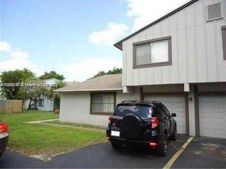 2111 NW 56th Ave, Lauderhill, FL 33313