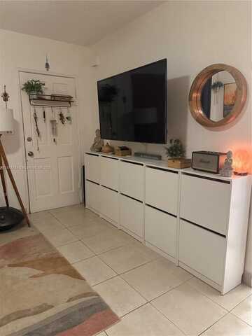 700 83rd St, Miami Beach, FL 33141