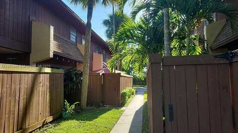 6445 SW 116th Pl, Miami, FL 33173