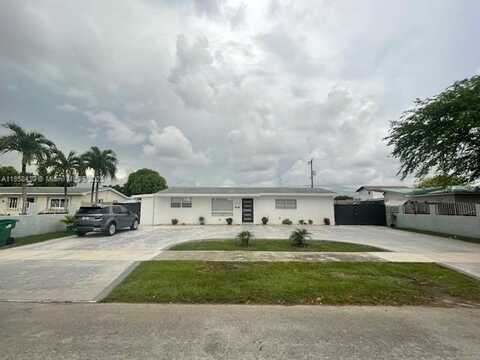 10521 SW 51st St, Miami, FL 33165