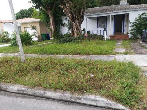 2608 SW 11th St, Miami, FL 33135