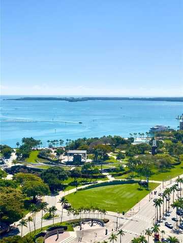 398 NE 5th St, Miami, FL 33132