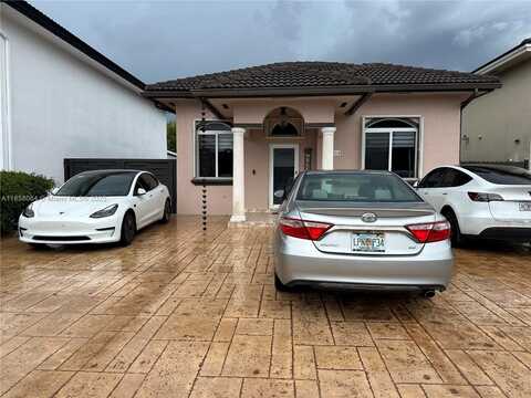 15318 SW 41st Ter, Miami, FL 33185