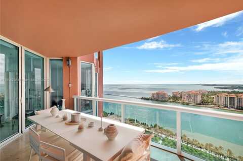 300 S Pointe Dr, Miami Beach, FL 33139