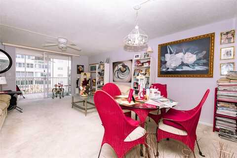 619 NE 14th Ave, Hallandale Beach, FL 33009
