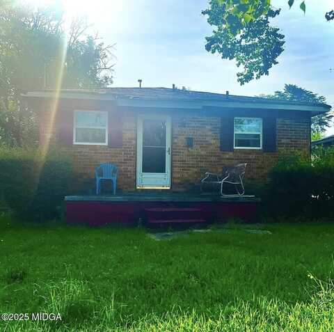 466 Petunia Avenue, Macon, GA 31204