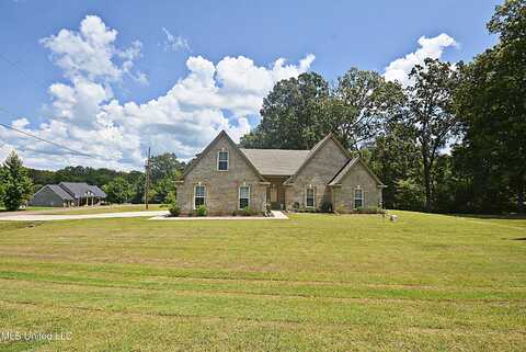 151 Oak Ridge Lakes Drive, Coldwater, MS 38618