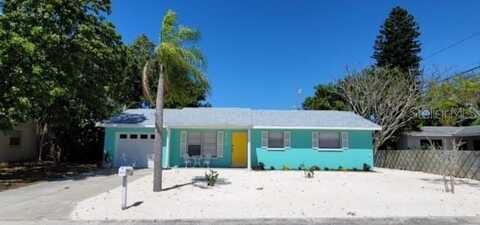 8218 43RD AVENUE W, BRADENTON, FL 34209