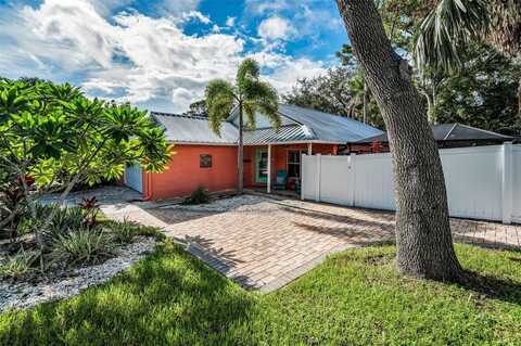 401 PENNSYLVANIA AVENUE, PALM HARBOR, FL 34683