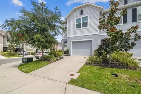 10906 FLYING SQUIRREL AVENUE, TAMPA, FL 33610