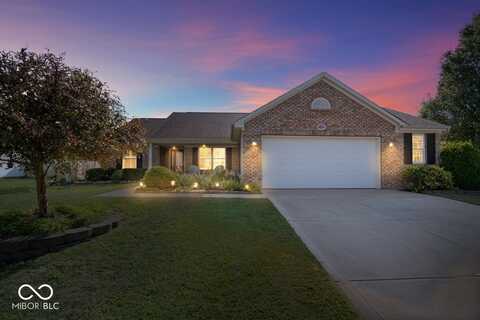 727 Crystal Farms Drive, Avon, IN 46123