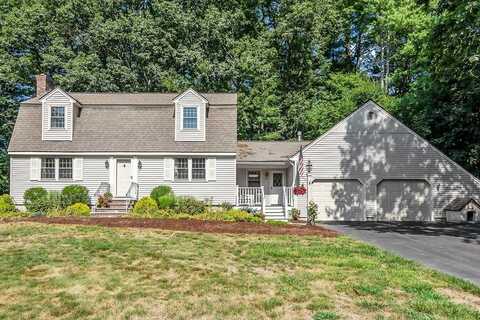 9 Autumn Ln, Chelmsford, MA 01824