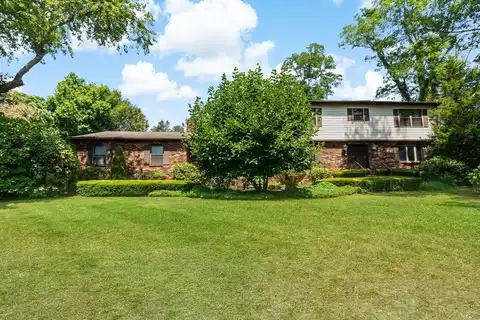 5 Tanager Rd, Seekonk, MA 02771