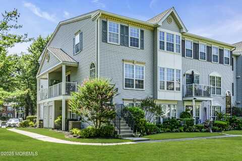 89 Chambord Court, Hamilton, NJ 08619