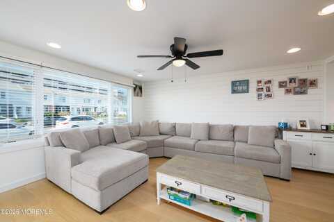 9 Vine Court, Long Branch, NJ 07740