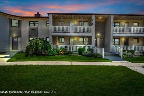 36 Wharfside Drive, Monmouth Beach, NJ 07750