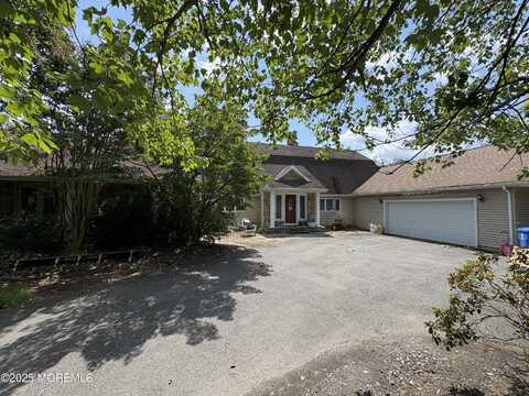 36 White Pine Road, Chesterfield, NJ 08515