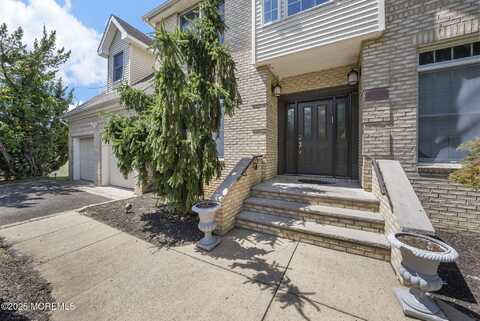 158 Sweetmans Lane, Manalapan, NJ 07726