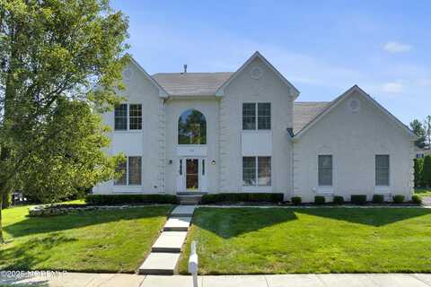53 Vardon Way, Farmingdale, NJ 07727