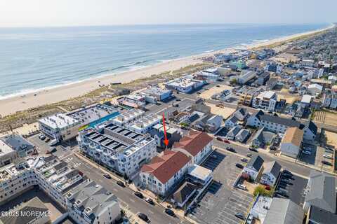 33 Sumner Avenue, Seaside Heights, NJ 08751