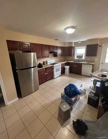50 Moultrie Avenue, Yonkers, NY 10710