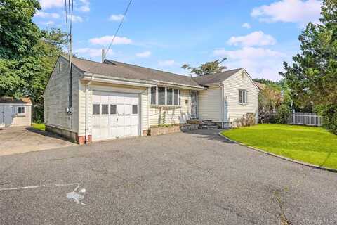 201 Hilltop Drive, Brentwood, NY 11717