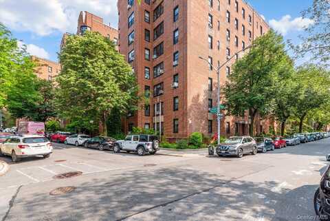 72 Park Terrace West W, New York (Manhattan), NY 10034