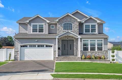 6 Vera Avenue, Plainview, NY 11803