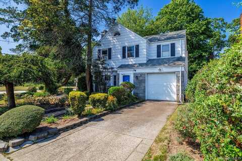 3 Maple Drive, Roosevelt, NY 11575