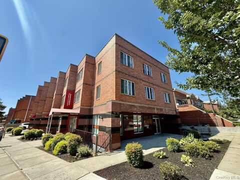 5804 Main Street, Flushing, NY 11355