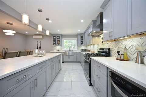 1061 Fordham Lane, Woodmere, NY 11598