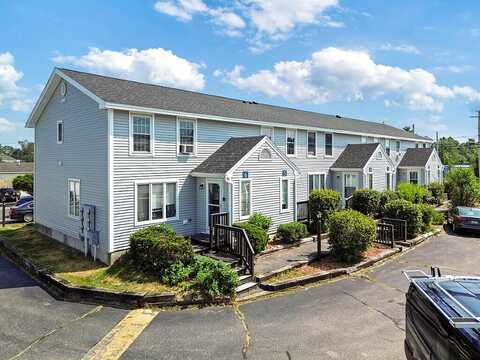 10 Ocean Park Road, Old Orchard Beach, ME 04064