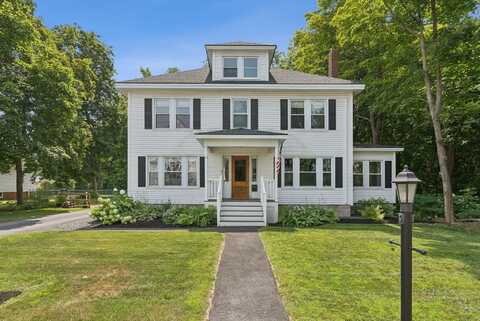 14 Yarmouth Road, Gray, ME 04039