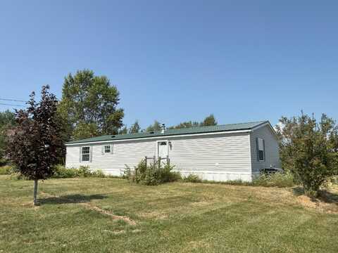 4 Moulton Hill Lane, Thorndike, ME 04986