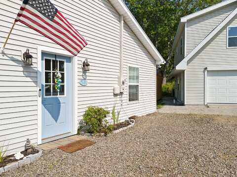 531 Spruce Head Road, South Thomaston, ME 04858