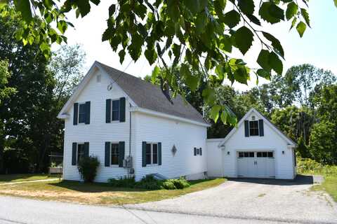 15 Norris Street, Searsport, ME 04974