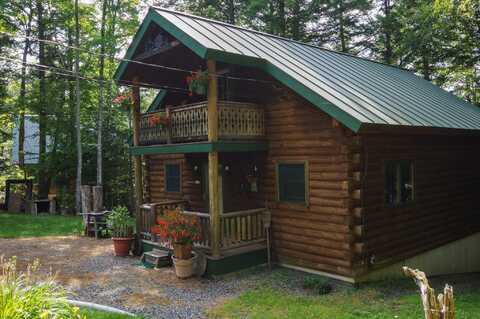 123 Richards Lane, Abbot, ME 04406