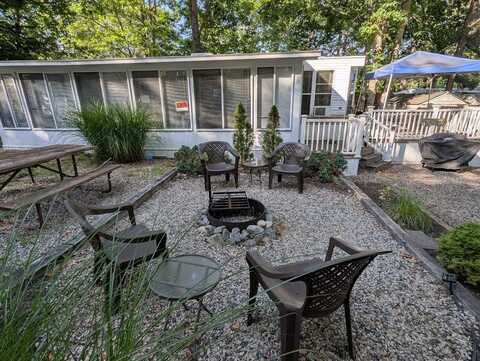 284 Alfred Road, Kennebunk, ME 04043