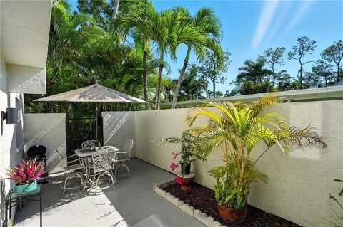 3130 Kings Lake, NAPLES, FL 34112