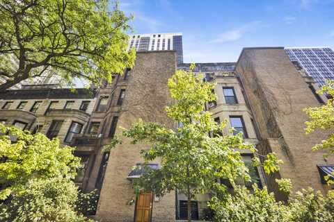 63 E Cedar Street, Chicago, IL 60611