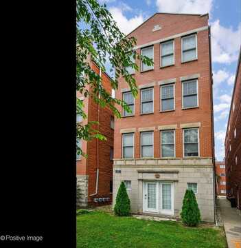 2355 W Congress Parkway, Chicago, IL 60612