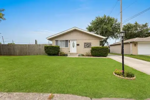 16544 Lisa Lane, Oak Forest, IL 60452