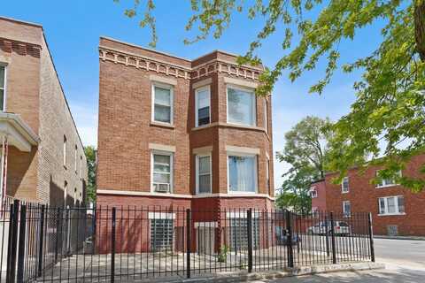 3456 W Augusta Boulevard, Chicago, IL 60651