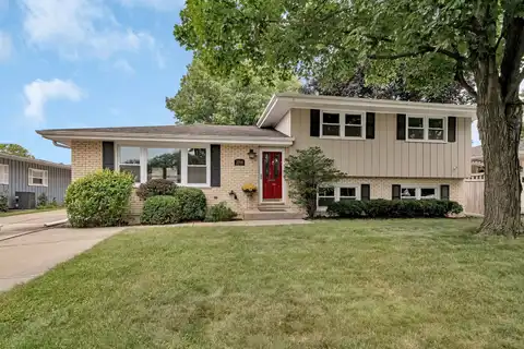 1004 Putnam Drive, Lockport, IL 60441